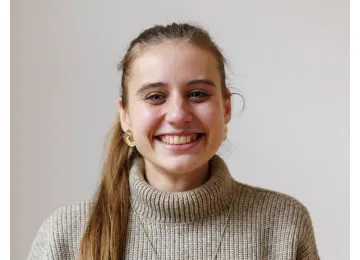 Portrait Julie Delvoye