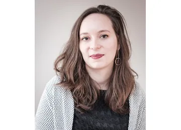 H&eacute;l&egrave;ne Delm&eacute;e