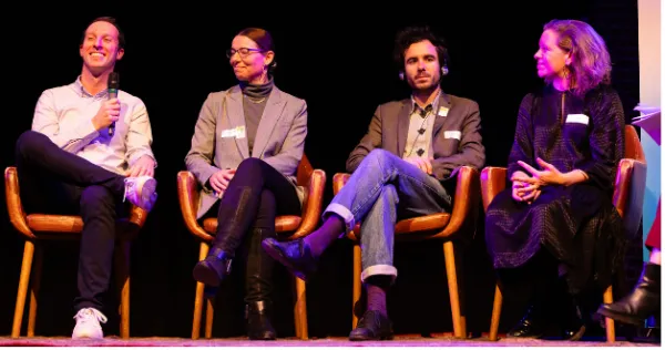 Panel Summit_Recadr&eacute;e.png