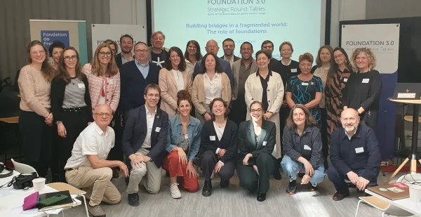20250327_13h15m33s_Foundation3.0_Paris_Group_crop.jpg